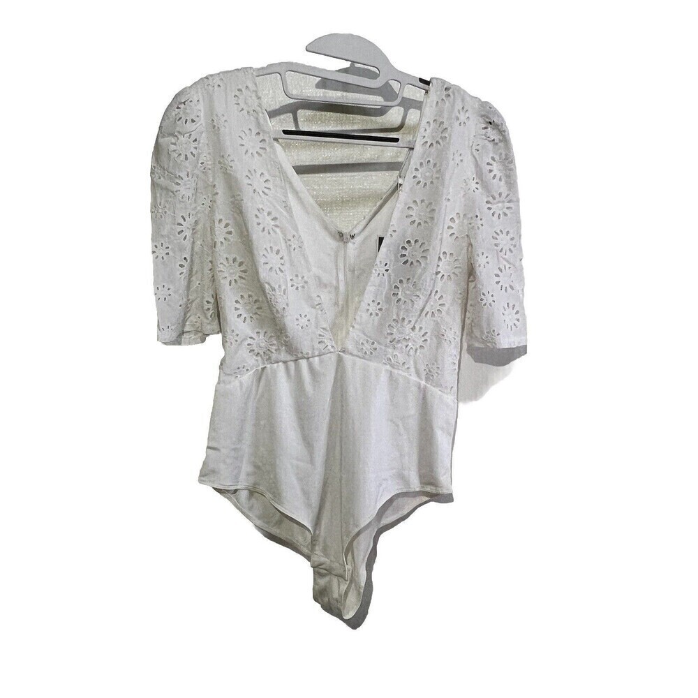 SABO Skirt Floral Eyelet 3/4 Sleeve Plunge Neck Bodysuit Size 8 NWT